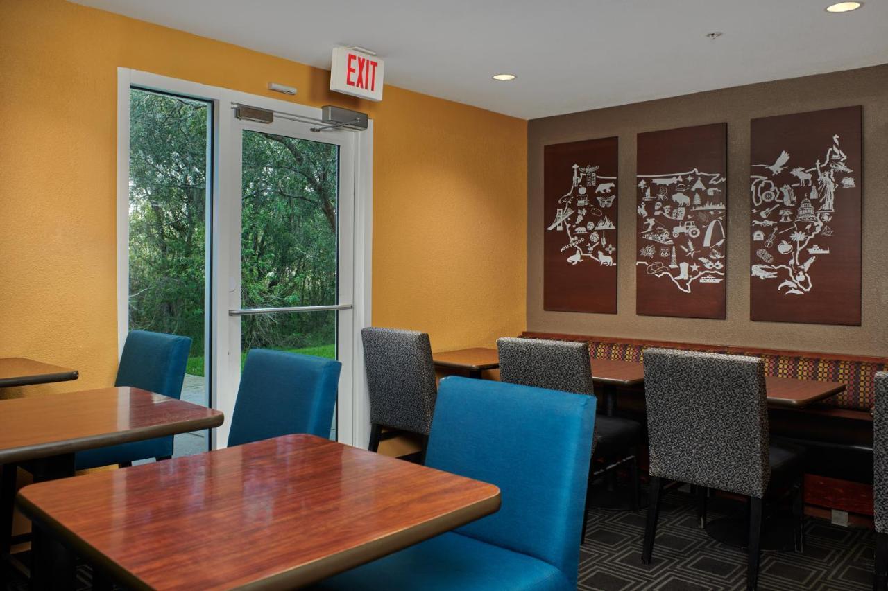 Mainstay Suites Tampa Moffitt-Usf Temple Terrace Eksteriør billede