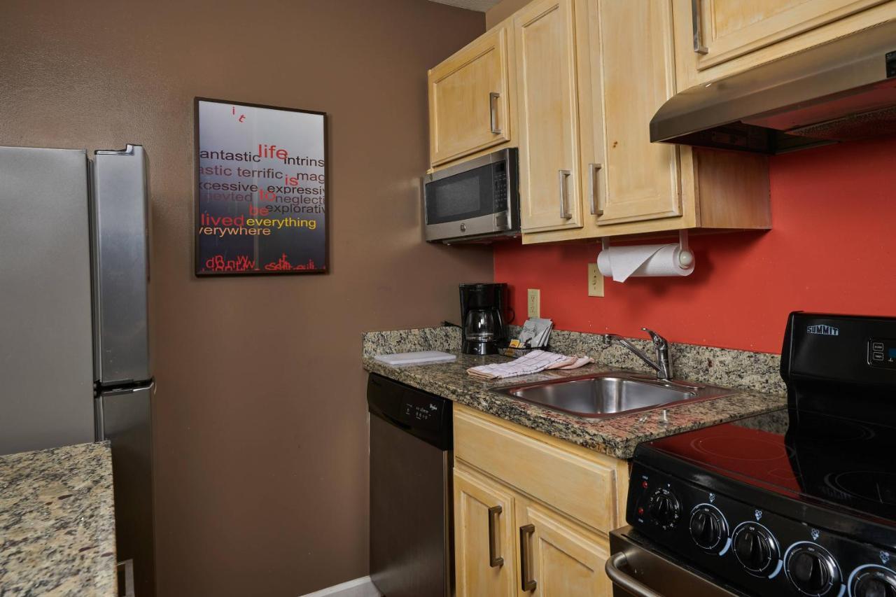 Mainstay Suites Tampa Moffitt-Usf Temple Terrace Eksteriør billede