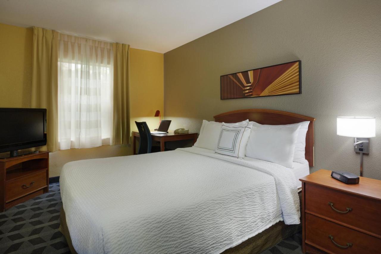 Mainstay Suites Tampa Moffitt-Usf Temple Terrace Eksteriør billede