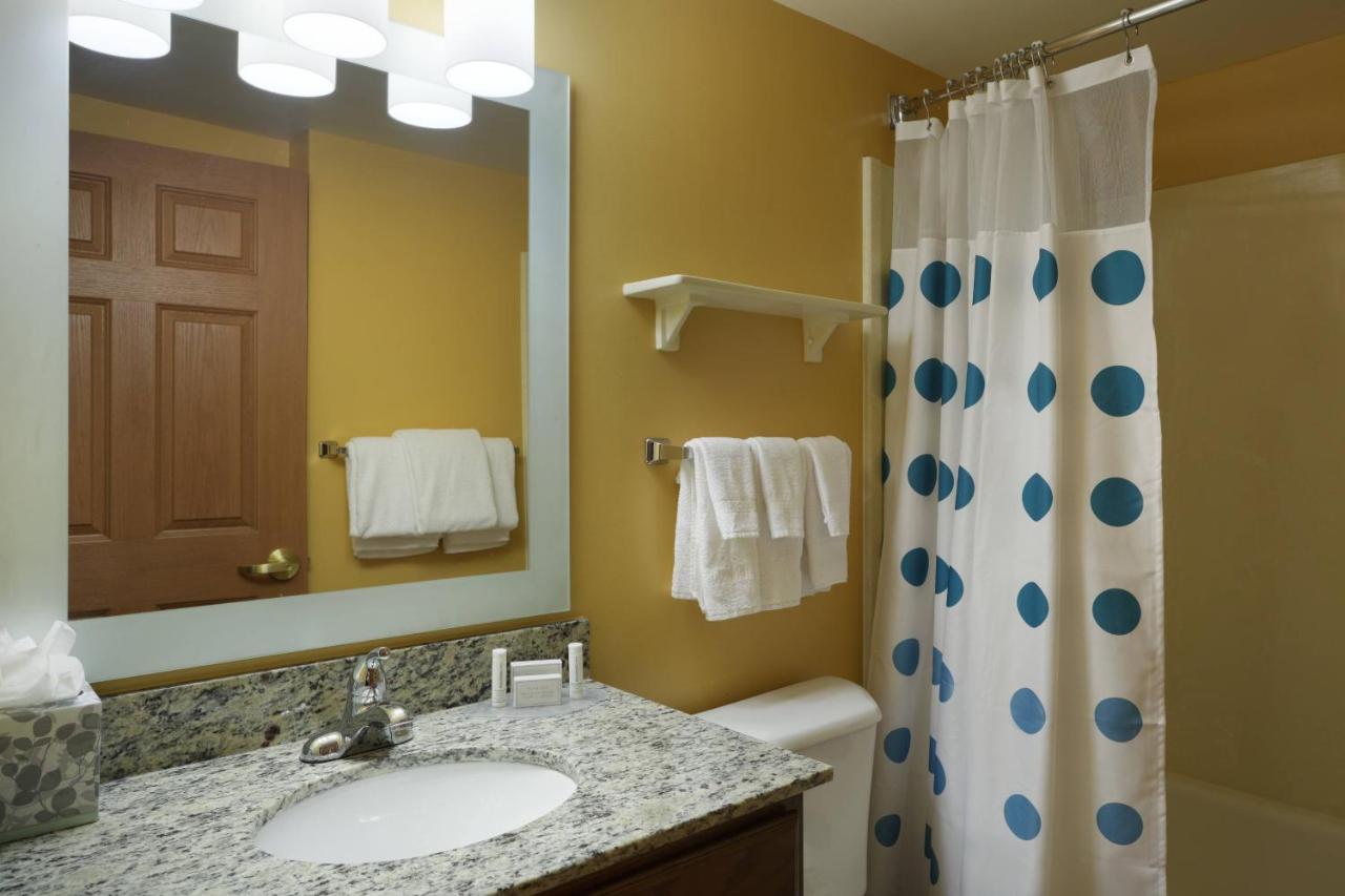 Mainstay Suites Tampa Moffitt-Usf Temple Terrace Eksteriør billede