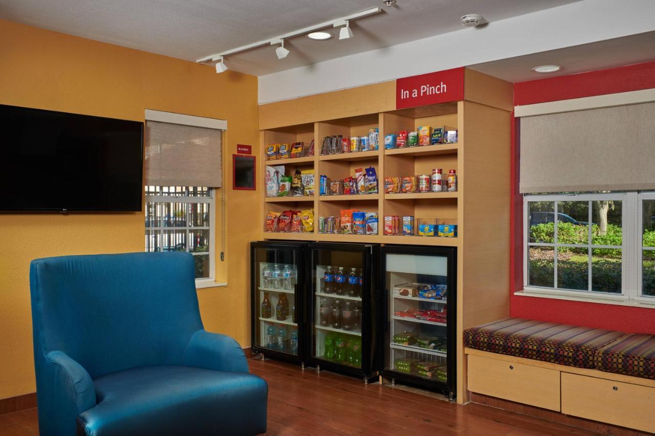 Mainstay Suites Tampa Moffitt-Usf Temple Terrace Eksteriør billede